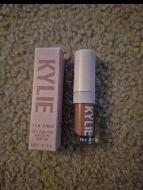 Kylie Jenner Mini Matte Liquid Lipstick 808 Kylie
